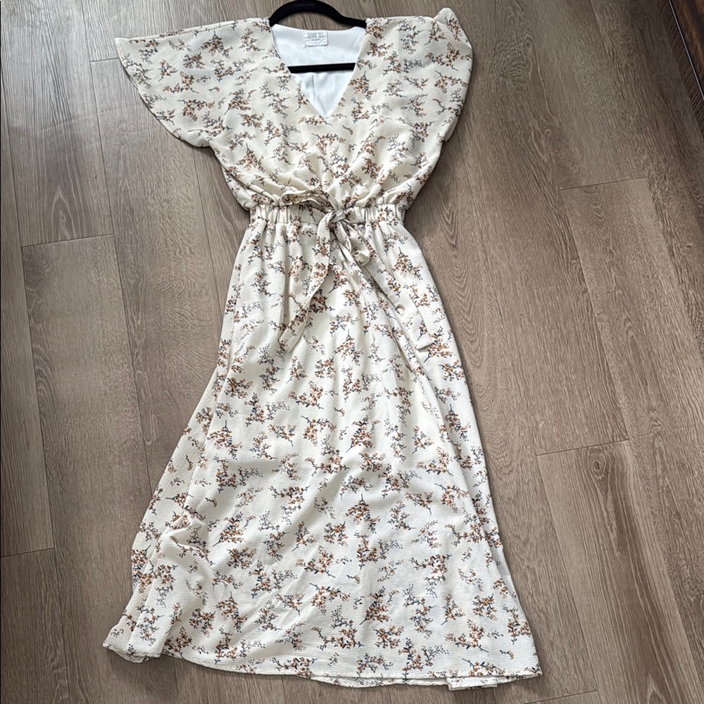 Sienna Sky Cream Maxi Sundress with Flutter Sleeves
